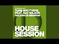 Walking in Memphis (RAVNI Remix) (feat. Ray ...