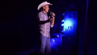 Neal McCoy performs &#39;No Doubt About It&#39; in Longview