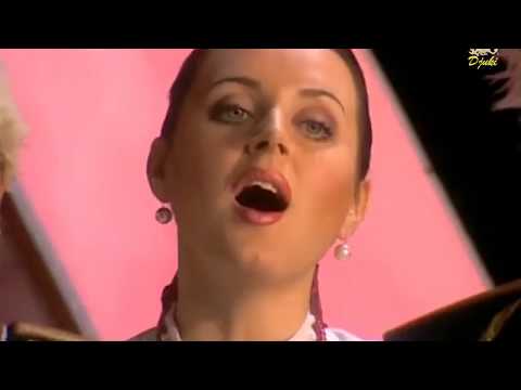 TODOS ALREDEDOR DEL SOMBRERO.  KUBAN COSSACK CHOIR