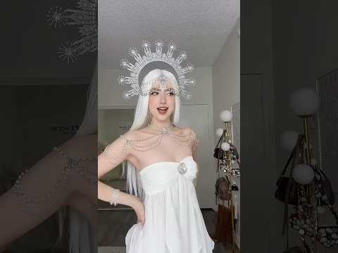 if you know this costume just know I love u: