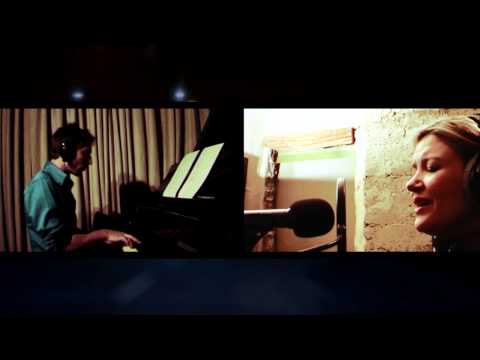 David Maslo & Che Cherry - Gravity (Grand Piano Version)