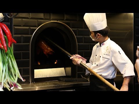 Dragon-i Assando Pato à Pequim em Ação!