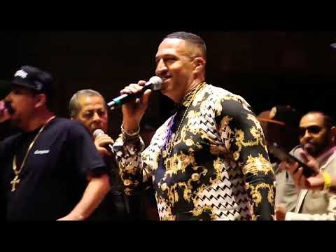 Dexter & Mano Brown cantando Fórmula mágica da Paz - Troféu raça negra 2018