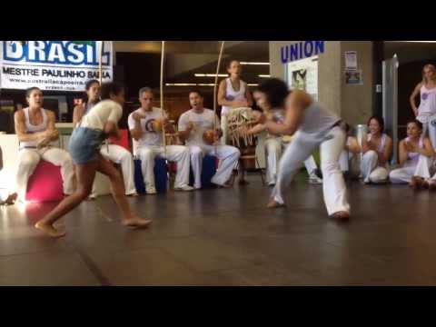 Mestra Jo e Dandara - Women's Capoeira Encounter Sydney 2014