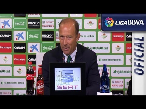 Rueda de Prensa de Calderón tras el Real Betis (1-2) Málaga CF - HD | كالديرون مؤتمرا صحفيا