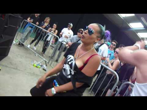 Deeza & Starz Performing a quick demo of there new track SAY NO MORE at Nass Festival 2016