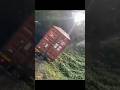 DETIK DETIK TRUK MASUK JURANG