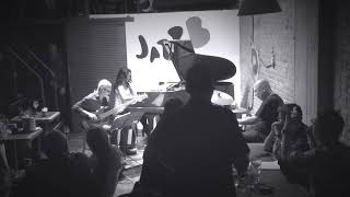 Makiko Yoneda TRIO 1 video - LIVE on JazzB at São Paulo , Brazil -