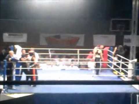 Sarah's first kickbox fight.wmv