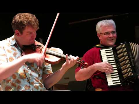 Trekantet sløjfe fra Thy (DK) -  Krak, Beck & Bugge