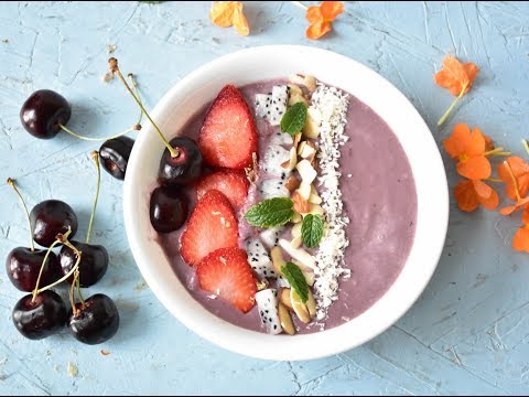 Cherry Cheesecake Smoothie Bowl