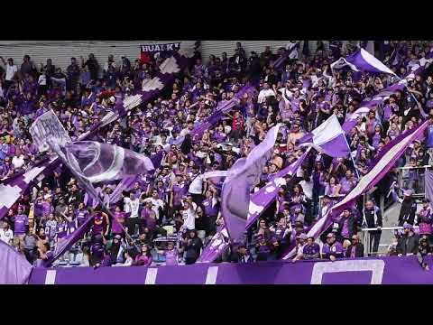 "Así alentó la hinchada lila a Deportes Concepción en la igualdad ante Coquimbo Unido #L90D" Barra: Los Lilas &bull; Club: Club Deportes Concepción &bull; País: Chile