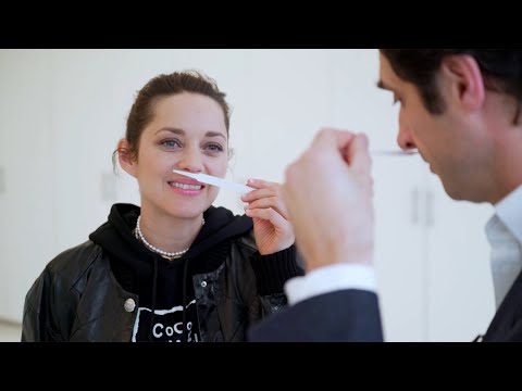 CHANEL N°5 Behind The Scenes: Marion Cotillard's Connection with the Fragrance — CHANEL Fragrance