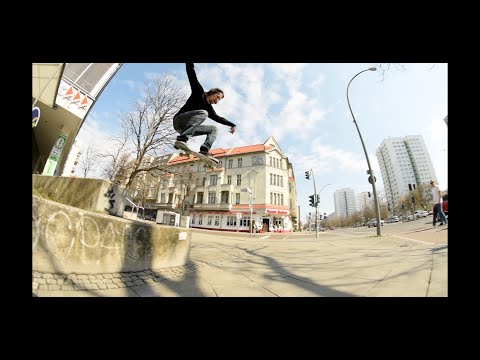 Auf der Jagt nach Berliner Spots | Mongo Moe + Wood Rolls Better + Flowterspace