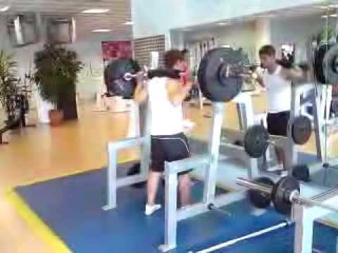 1.Versuch Kniebeuge 155kg 3Wdh