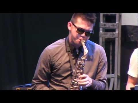 Funky Thumb ft. Simon - 411 @ The 35th JGTC [HD]