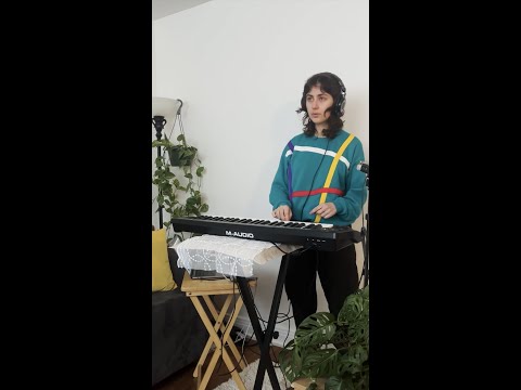 Electroacoustic Improvisation - Sarah Rossy (2023)