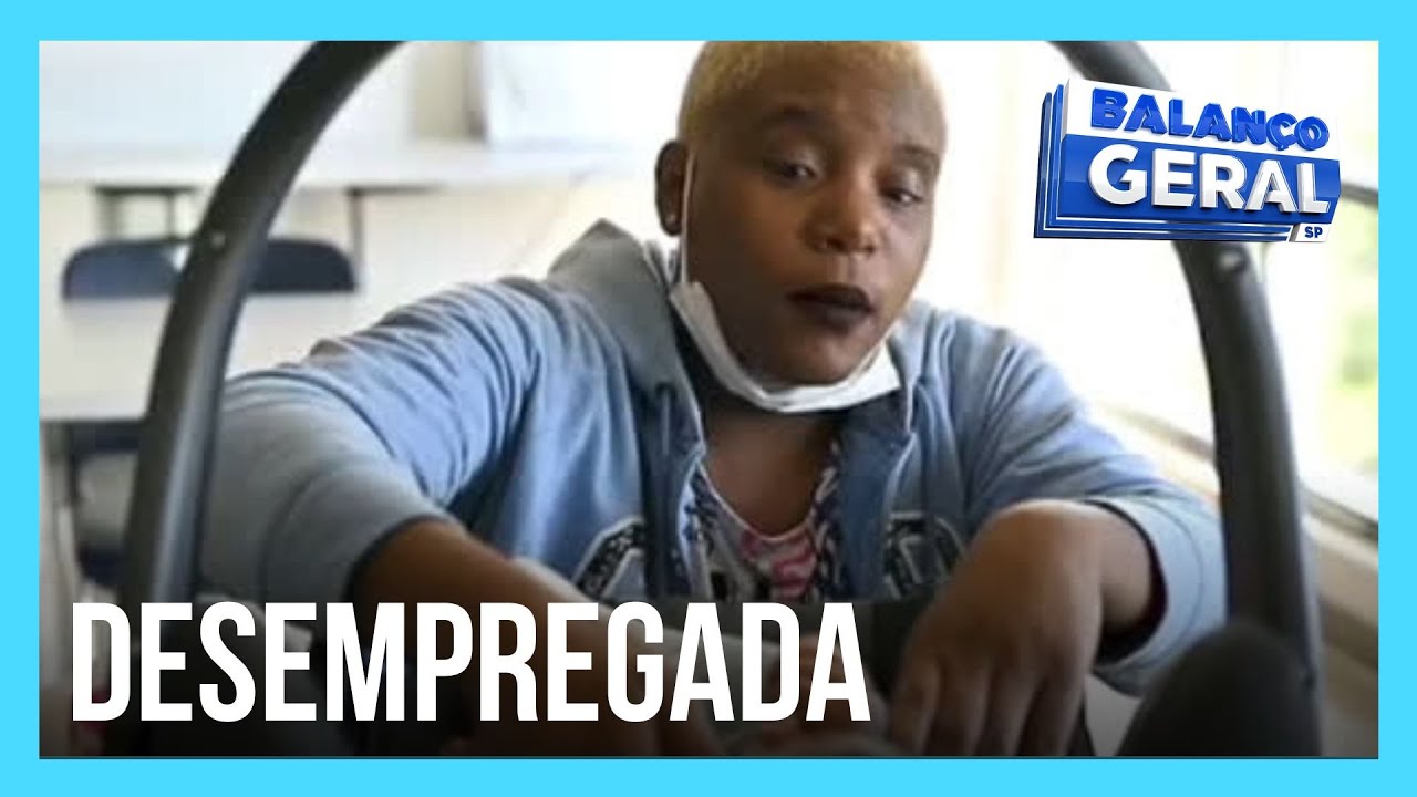 Mulher recebe benefício do governo e gasta em roupas de grife e passeios de luxo