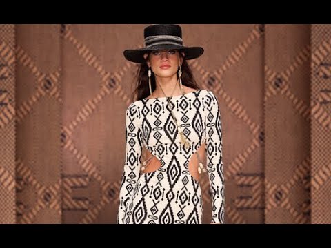 ELISABETTA FRANCHI Spring 2023 Milan - CNMI