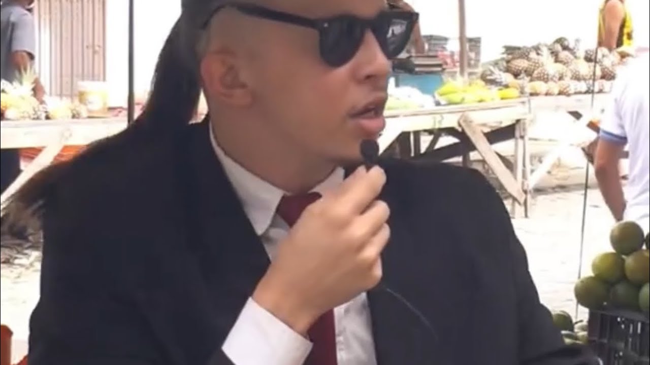 FEIRA NA FRENTE DA GARAGEM