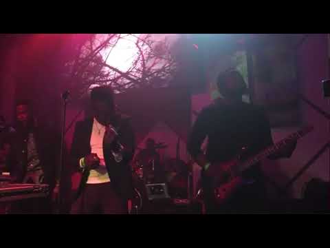 SamyLuv DA'GROOV - On Ti Moment Live In Naples