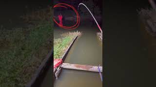 Download lagu mancing malam-malam.ada apa itu? #Shorts #mancing #horor #angker #youtubeshorts mp3