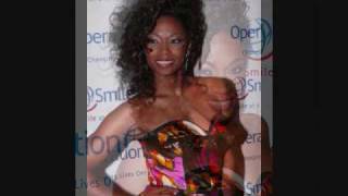 D.Woods Sings her hit Legalize Me .wmv