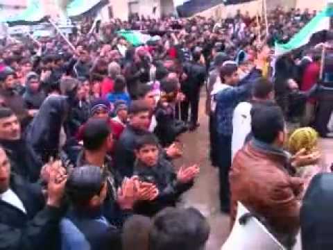 مظاهرة في بلدة اللطامنة في ريف حماة في جمعة "المقاومة الشعبية"