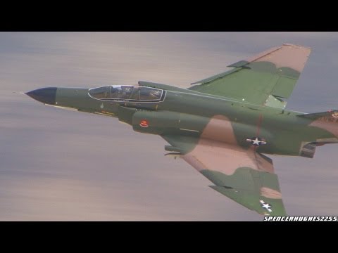Aviation Nation 2011 - F-4 Phantom Demo