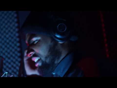 Fosmotion Barz Of The Week 3: Studio Sessie - GL SAVAGE (Prod By Sosamillz)