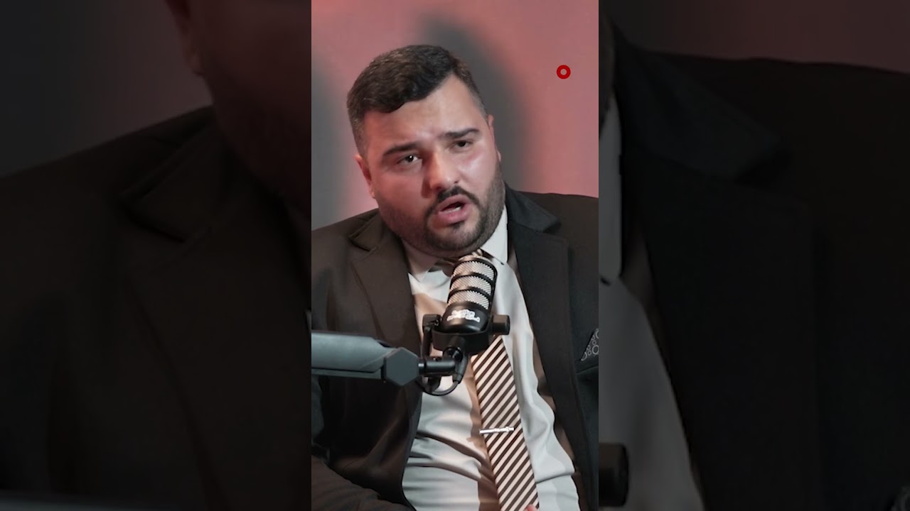 فيديو | القارئ مصطفى العبيدي ينشدُ أبياتًا عن الفراق مستخدمًا المقامات العراقية#بودكاست_قارئ_الرافدين