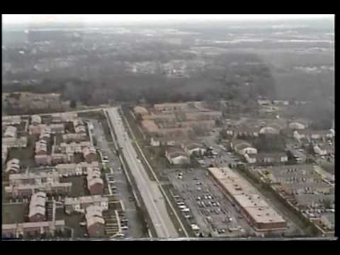 download lagu mp3 mp4 Suburban Airport, download lagu Suburban Airport gratis, unduh video klip Suburban Airport