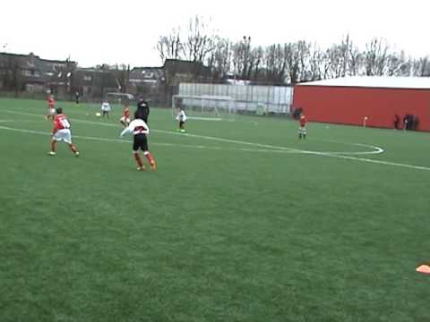 Tweede helft DOVO JO11-2 - Hoogland JO11-1 competitie