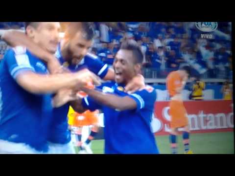 Gol de Willian: Cruzeiro 1 x 0 Univ Sucre