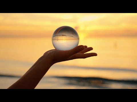 Sphere - Contact Juggling in 4K