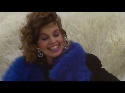 Malena Ivarsson vill vara Kurt Olsson - Innanför skjortan - Fådda Blommor