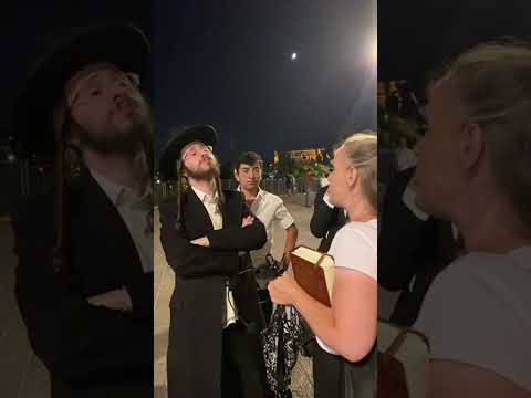 Explains ISAIAH 53 to Orthodox Jews to show Yeshua is the Jewish messiah. #jesusisgod #fyp #foryou