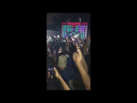 Mc Wh - Baile Na Favela Dj MAA  ( Imagens Megatron ) 2018