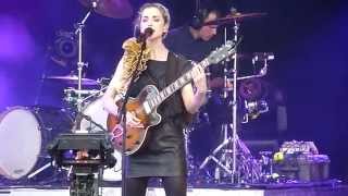 St Vincent - Regret (live at Glastonbury Festival 2014)