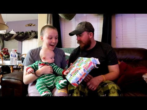 OPENING UP PRESENTS EARLY ON CHRISTMAS EVE (Baby's First Christmas Present!)│VLOGMAS DAY 25 Video
