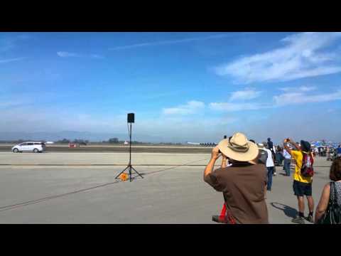 Sean Tucker insane Aerobatics