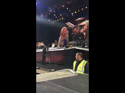 Bruce Springsteen - Dancing in the Dark - Croke Park, Dublin. (29/05/16)