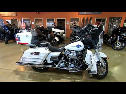 2005 Harley-Davidson Electra Glide Ultra Classic Touring (EFI) FLHTC-UI