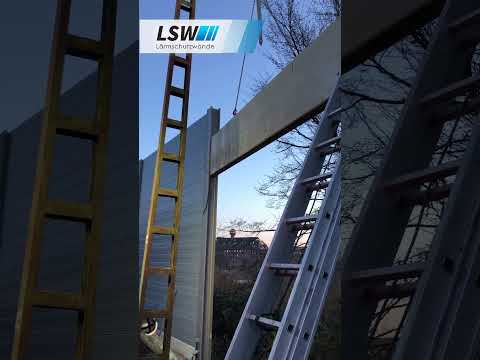 Wir bauen eine ruhige und friedliche Zukunft mit umweltfreundlichen Schallschutzwänden! #lsw 🌄🔊🏗️
