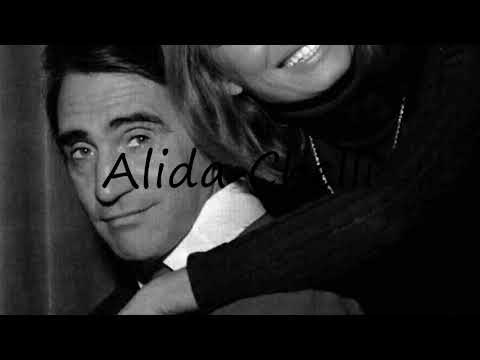 How to Pronounce Alida Chelli?