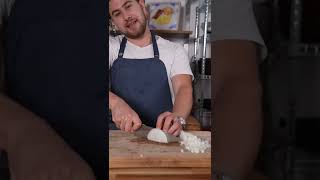 איך לחתוך בצל למתחילים