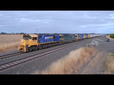 Quad Locomotive Lash-up Leading 7902V Container Train From Mildura (17/3/2023) - PoathTV Railways