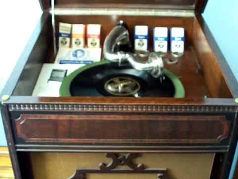 Viva-tonal phonograph - Moonbeam! Kiss Her for Me - Columbia 882-D
