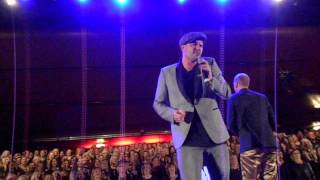 Martin Stenmarck och Du kan sjunga gospel kören  - Everything changes 2014-11-20 Malmö