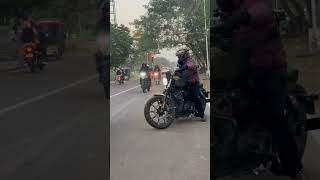 Harley davidson sporster iron 883 taking uturn stock exhaust sound